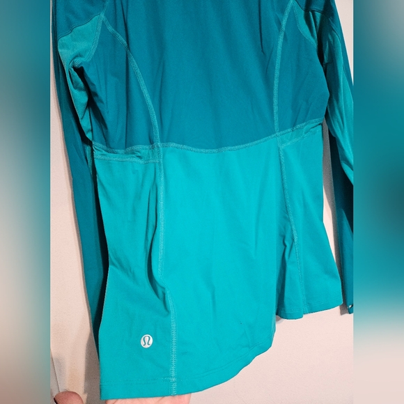 Lululemon 1/4 zip- 12 - Picture 6 of 9